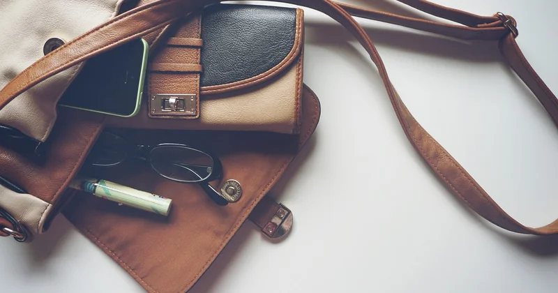 Les sacs adaptés à la conduite : organisation et accès rapide